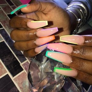 Meet your Posher, Romika